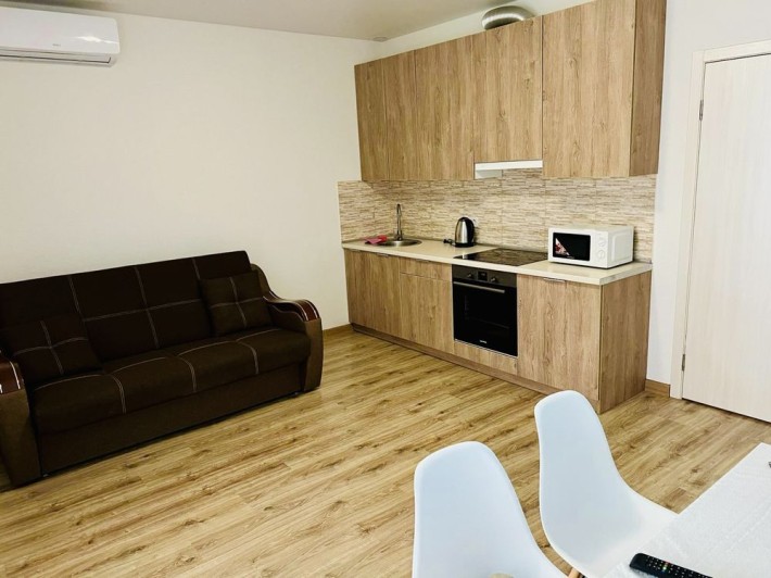 Здам квартиру з 2 спальними місцями. Новий будинок. Генератор - фото 1