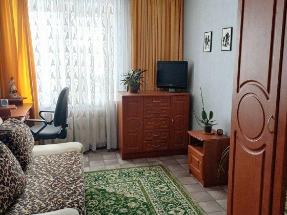 Сдаётся светлая красивая комната. Вышгород