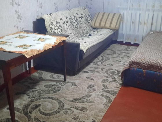 Здається кімната в приватному будинку. Луцьк