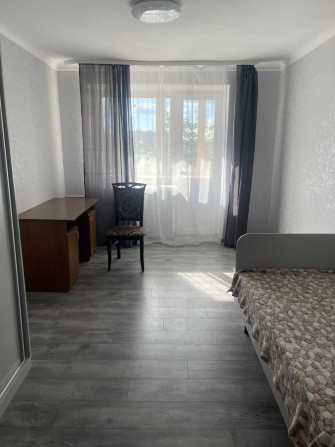 Сдам комнату с ремонтом для 1 М - 5000+счёт- ост П. Мирного - фото 1