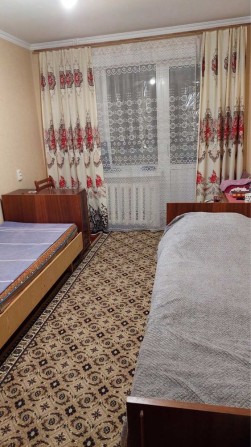 Здам кімнату в центрі Полтави для однієї чи двох дівчат. + ком послуги - фото 1