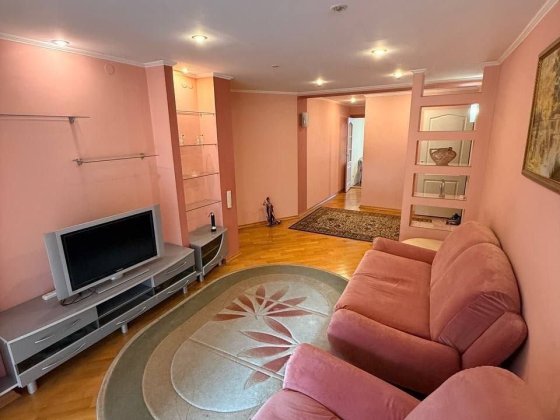 Здам 2-х кімнатну квартиру на вул Героїв Майдану Чернівці