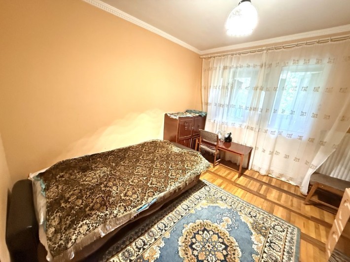 Оренда кімнати на вул. Грушевського в квартирі з хазяйкою - фото 1