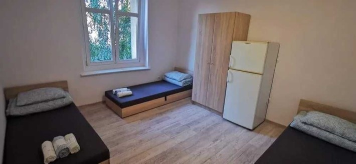 Гуртожиток європейського рівня біля метро Виставковий центр у Києві! - фото 1