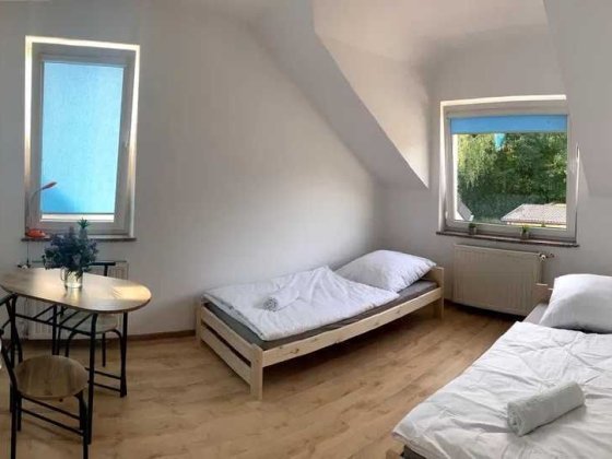 1500 грн. місяць проживання місце в кімнаті метро Харківська у Києві Киев