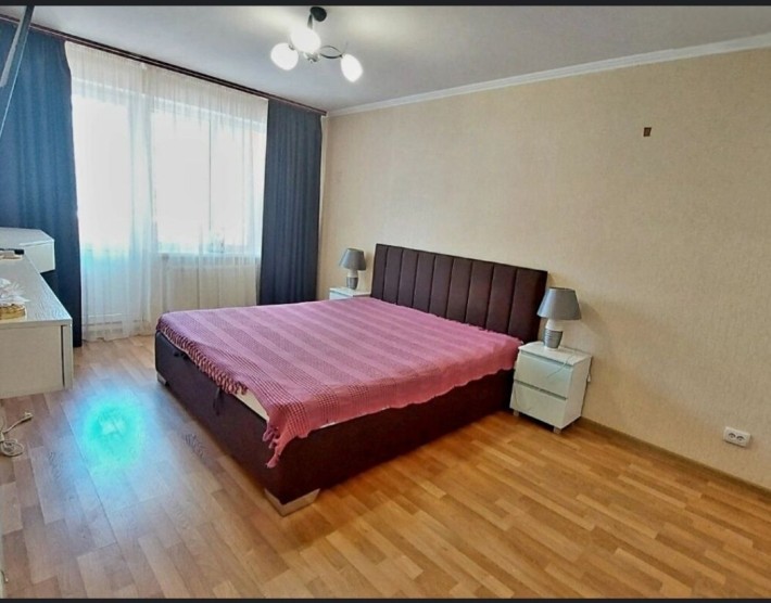 1 кімната в 2-х кім.квартирі вул. Новопречистенська. - фото 1