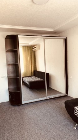 Сімейний гуртожиток ( 2 кімнати)на Київській - фото 1