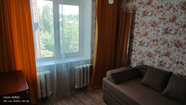 Кімната довгостроково Бориспільська 28в - фото 1