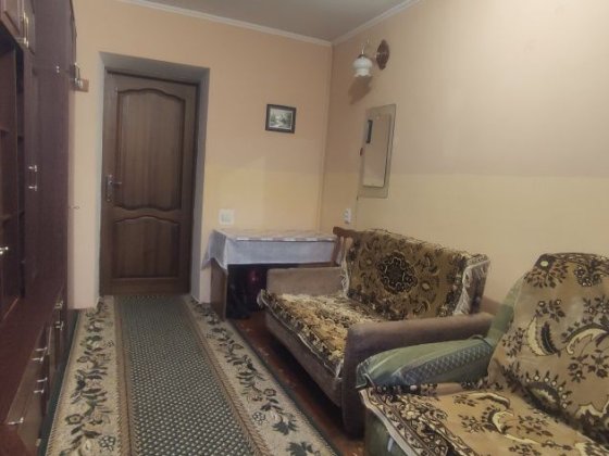 Окрема кімната на Нижній Слов'янці Винница