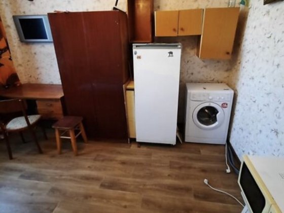 Кімната в гуртожитку біля Зорі. Комунальні платити не потрібно! Винница