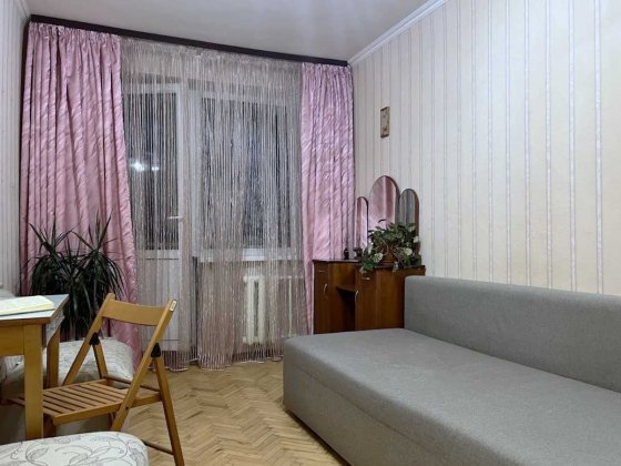 Оренда затишної кімнати,  Празька 18а м. Чернігівська, Дарницька площа Киев