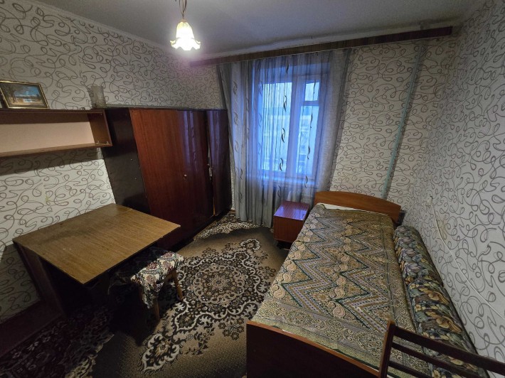 Здається кімн. в гуртож. по пр-ту Юності в р-ні Вишенька, читайте опис - фото 1