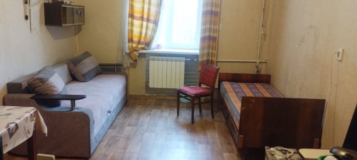 Здається кімната в гуртожитку. - фото 1