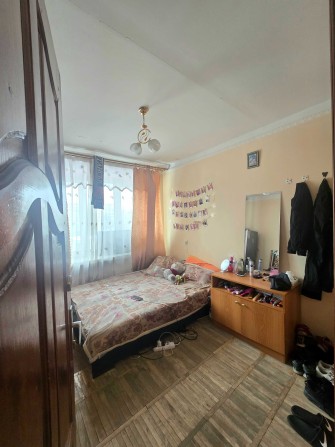 Оренда Тичини, 21.  Кімната в гуртожитку. - фото 1