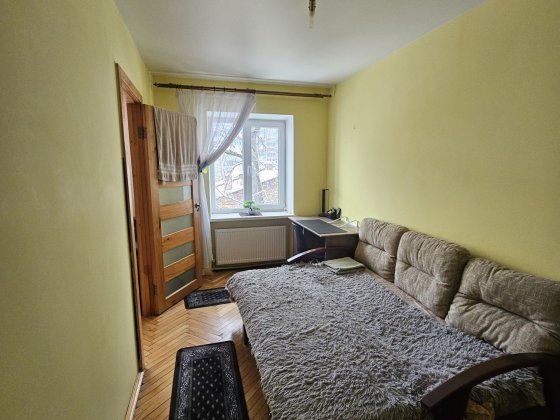Підселеня, оренда кімнати в 3-х кімнатній квартирі Львов