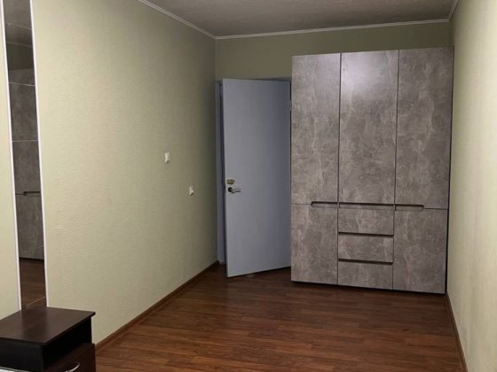 Шукаю сусідку для спільної оренди  квартири Київ