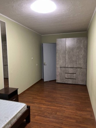 Шукаю сусідку для спільної оренди  квартири - фото 1