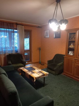 Здаємо кімнату на Сихові для працюючої дівчини - фото 1