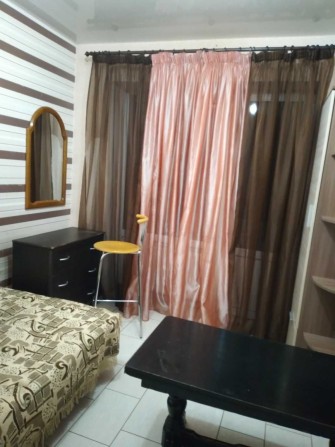 Сдам гостинку на Воробьових Горах - фото 1