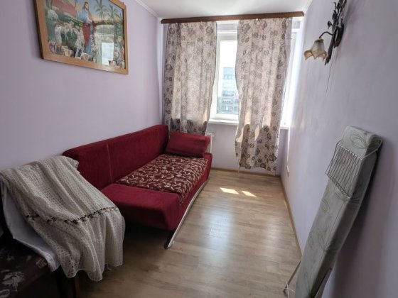 Оренда двох прохідних кімнат в гуртожитку вул Орлина 8а Львів