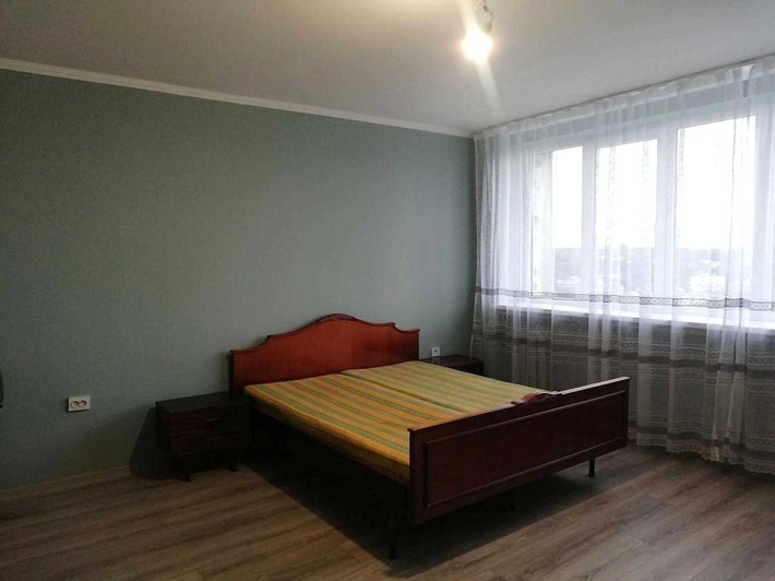 Оренда кімнати по вул. Зелена - фото 1