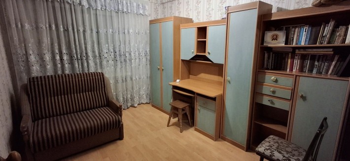 отличная комната в 2к.кв. мебель, техника, Борщаговка, м.Академгородок - фото 1