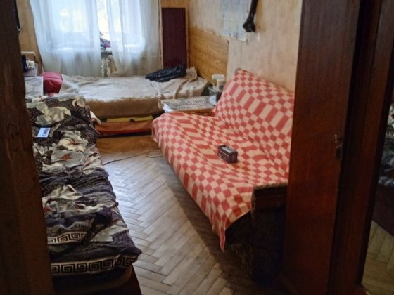 2парням комната 5мин ход м.Дарница!звонит Киев