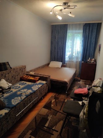 Сдам комнату, ул.Донца 1эт. - фото 1