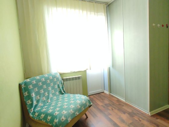 Здам кімнату в оренду з балконом на Воскресенці — метро 10 хвилин. Киев