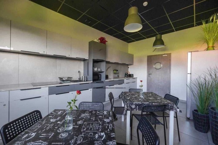 Гуртожиток у Києві, метро Шулявська Здам підселення в кімнату недорого - фото 1