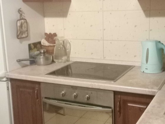 Кімната для дівчини. Без хазяїв в 2-х кімн.кварт. Мінський масив. Киев