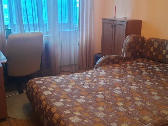 Надаємо безкоштовно проживання в обмін за доглядом бабусі,адекватна . Киев