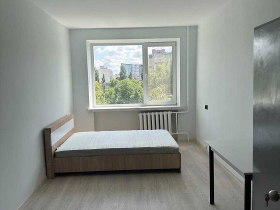 Сдам комнату в 4-комнатной квартире Київ