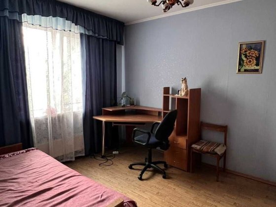 Здається одна кімната в 4-кім. квартирі Лаврухіна 11А без власників Киев