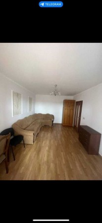 Шукаю сусідку в 2-кімнатну квартиру (Осокорки) - фото 1