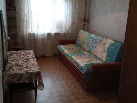 Без господаря, без агента. Шукаю сусідку(жінка),Київ, Зодчих 4,окрема Софиевская Борщаговка