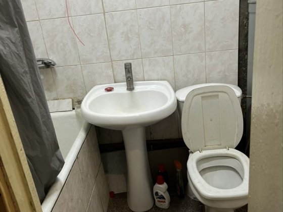 Сдам гостинку 12 кв .м Гарибальди Кулиничі