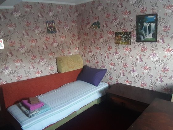 Р Поляна. Здається кімната в будинку для військового Руська Поляна