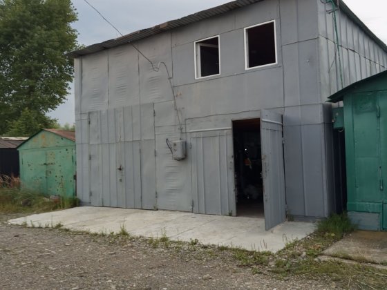 Гараж у Дрогобичі Дрогобич