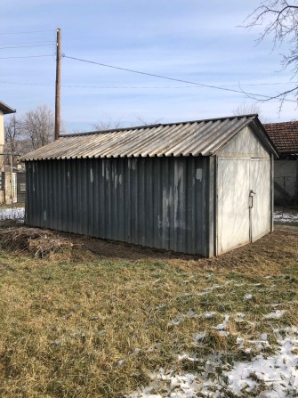 гараж з профлиста - фото 1