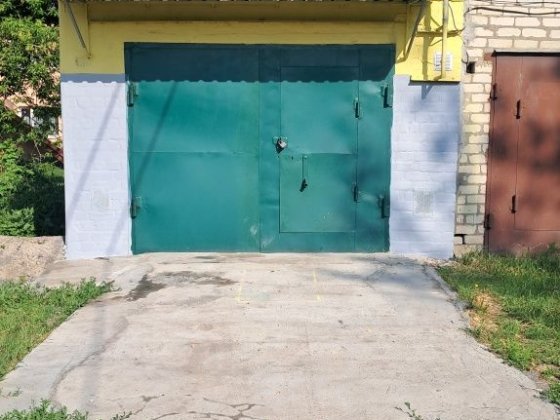Продам гараж ГСК 18 Лозовая