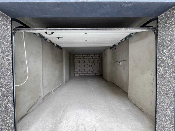 Продається гараж ЖК Імперія 1 черга, вул. Кобилянської - фото 1