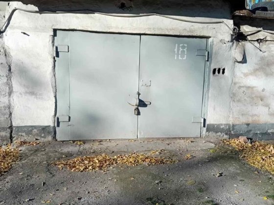 Продається гараж м.Кривий Ріг, в/м 33 Довгицнве