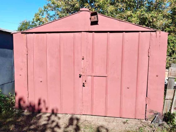 металевий гараж в автокооперативі Полтава