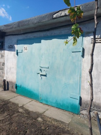 Продам гараж в кооперативе Октябрьский - фото 1