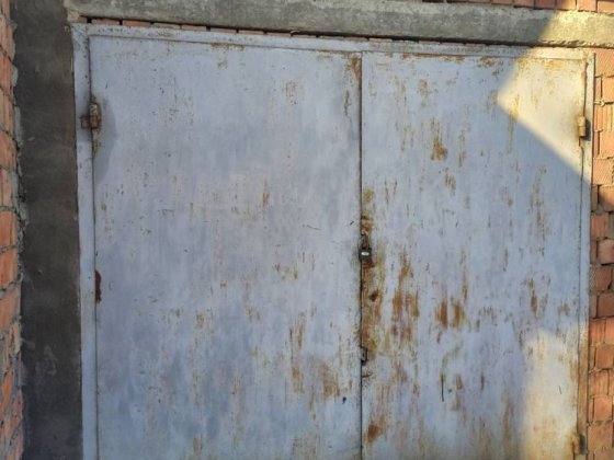 Продам  цегляний  гараж по вул. Білоруській. Черновцы