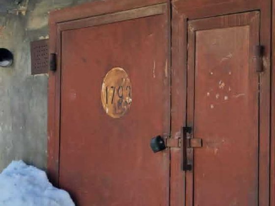 Продам  гараж 4*9 в кооперативі №2 ,Вул Південно -Кільцева Черновцы