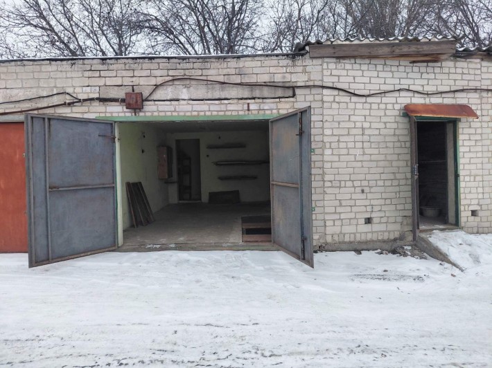 Продається гараж з майстернею в автокооперативі Колос м. Черкаси - фото 1