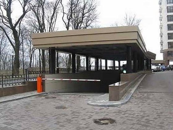 Продаж паркінга, Грушевського 9а (26.2м2). Центр Київ