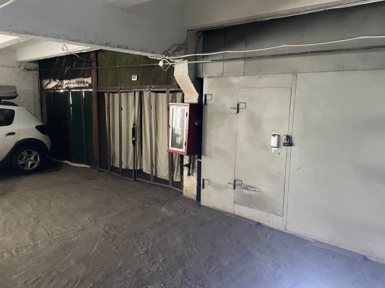 Продам гараж теплый и сухой в ГК «Русанівський 1»по ул.Сверстюка 52 Киев